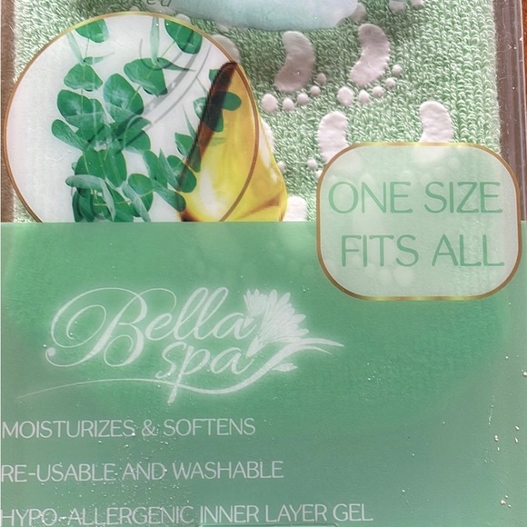 Gel Socks New in packaging. One size fits all. Moisturizing socks. NEW - Picture 2 of 7